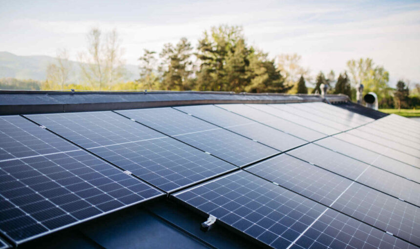Will Solar Panels Work During a Power Cut