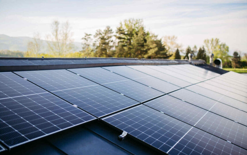 Will Solar Panels Work During a Power Cut